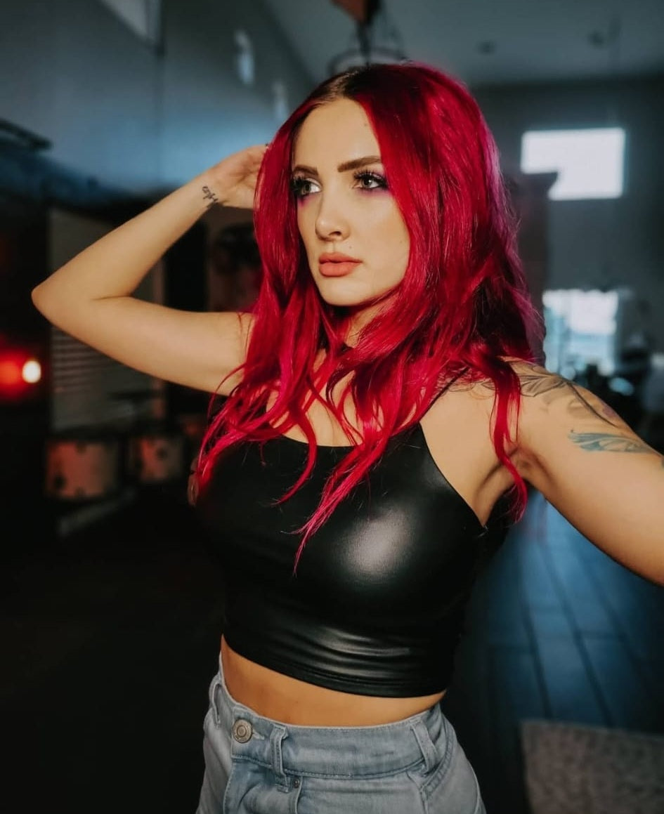Leatherette Crop - S
